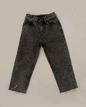 926 Stone Napping Jean